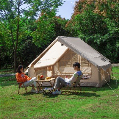 Nafukovací stan s rozlohou 6,3 m2